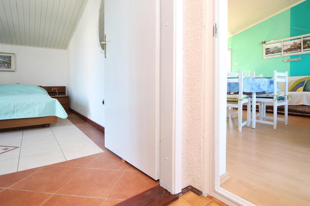 Apartments Nina Beach Makarska Exterior foto