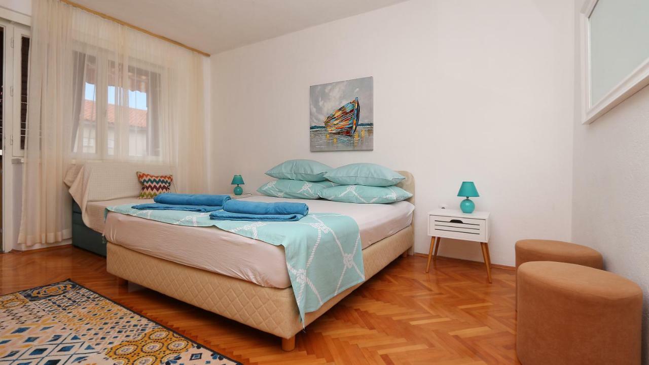 Apartments Nina Beach Makarska Exterior foto